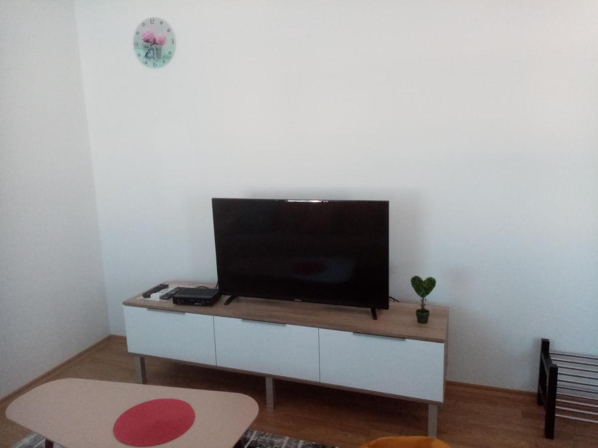 Flamanita Apartments Skopje Bagian luar foto